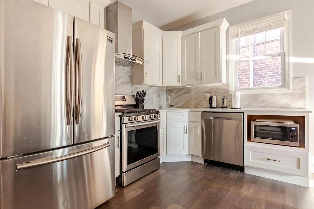 Apartment Bright & Cozy Jersey City Retreat